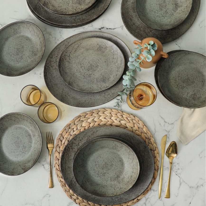 18-osainen astiasto antrasiitti/vihreä/kivitavara