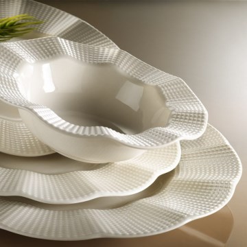 18-osainen ruokailusetti, valkoinen posliini