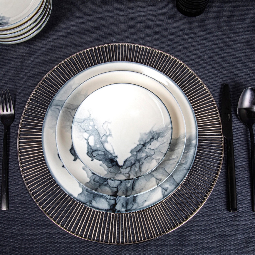 24-osainen posliininen astiasto, valkoinen/musta