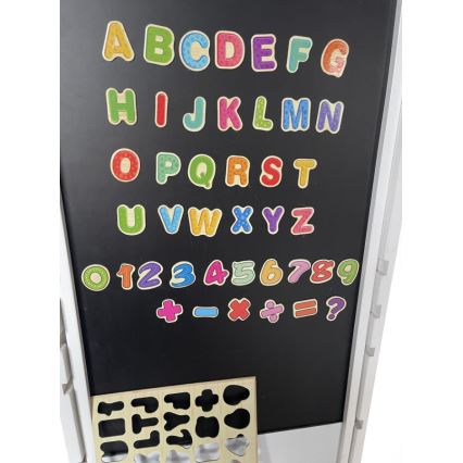 2Kids Toys - Kasvava oppimistorni Kissa liukumäen ja liitutaulun kanssa