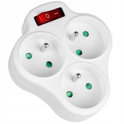 3-paikkainen jatkojohto kytkimellä