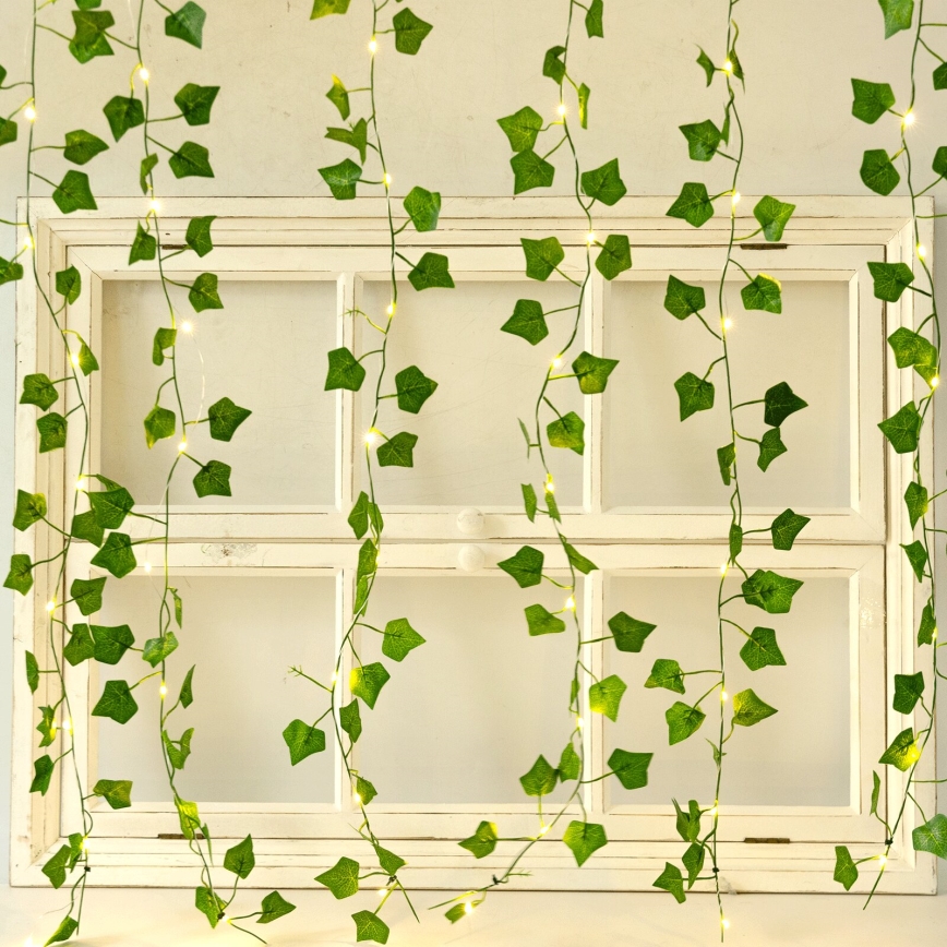 Aigostar - LED aurinkoketju 70xLED/4x1m IP65 300 mAh lämmin valkoinen köynnös