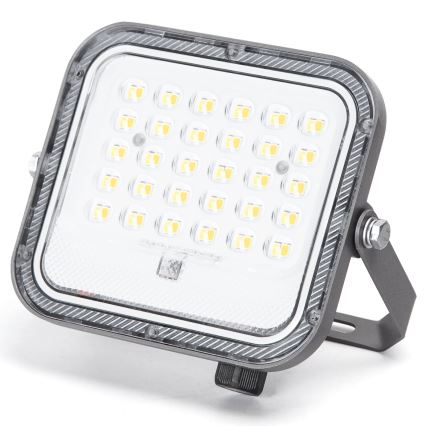 Aigostar - LED himmennettävä aurinkokohdevalaisin LED/50W/3,4V 3000/4000/6500K IP66 4000 mAh + kaukosäädin