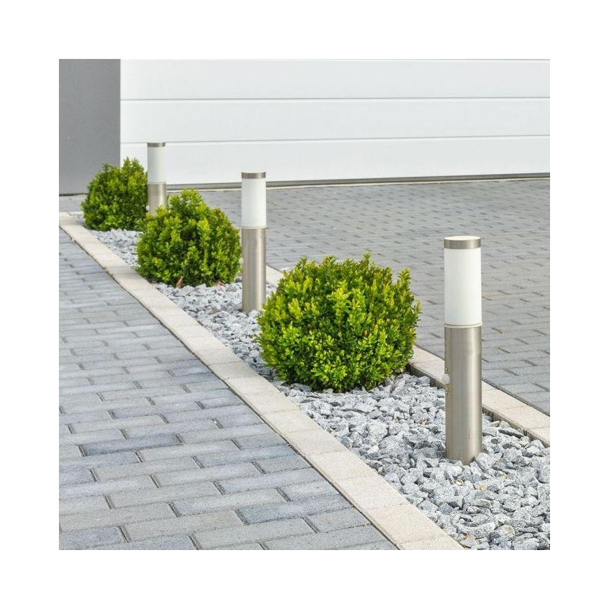 Anturilla varustettu ulkovalaisin 1xE27 / 60W / 230V IP44 45cm mattakromi