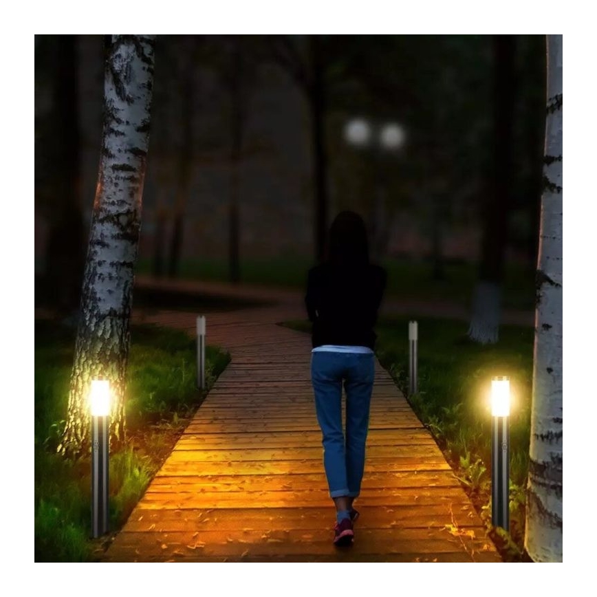 Anturilla varustettu ulkovalaisin 1xE27 / 60W / 230V IP44 80cm mattakromi