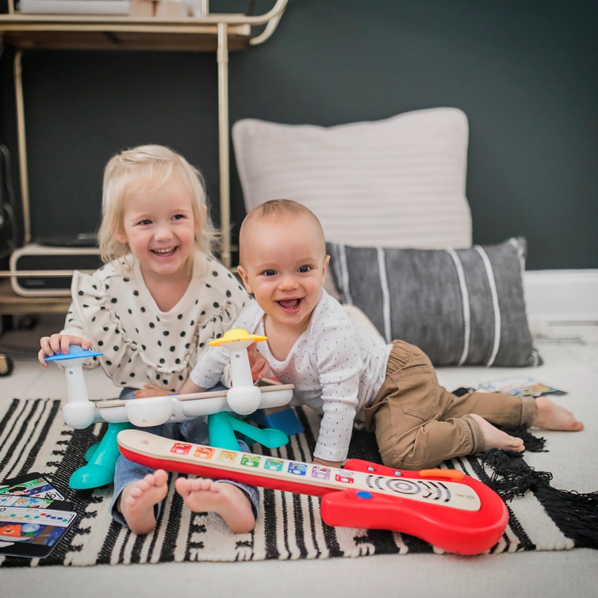 Baby Einstein - Puinen musiikkilelu MAGIC TOUCH kitara 3xAA