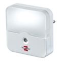 Brennenstuhl - LED Pistorasian suuntavalo anturilla LED/0,85W/230V 3000K