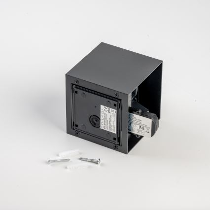 BRILAGI - CUBE LED-ulkovalaisin 6W/230V liiketunnistimella, musta, IP65