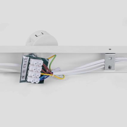 BRILAGI - Kohdevalaisin SELE LONG 8xGU10/30W/230V valkoinen