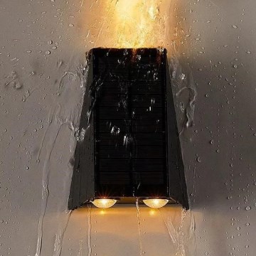 Brilagi - LED aurinkokäyttöinen seinävalaisin PYRAMID LED/2W/3,2V 1300 mAh IP54