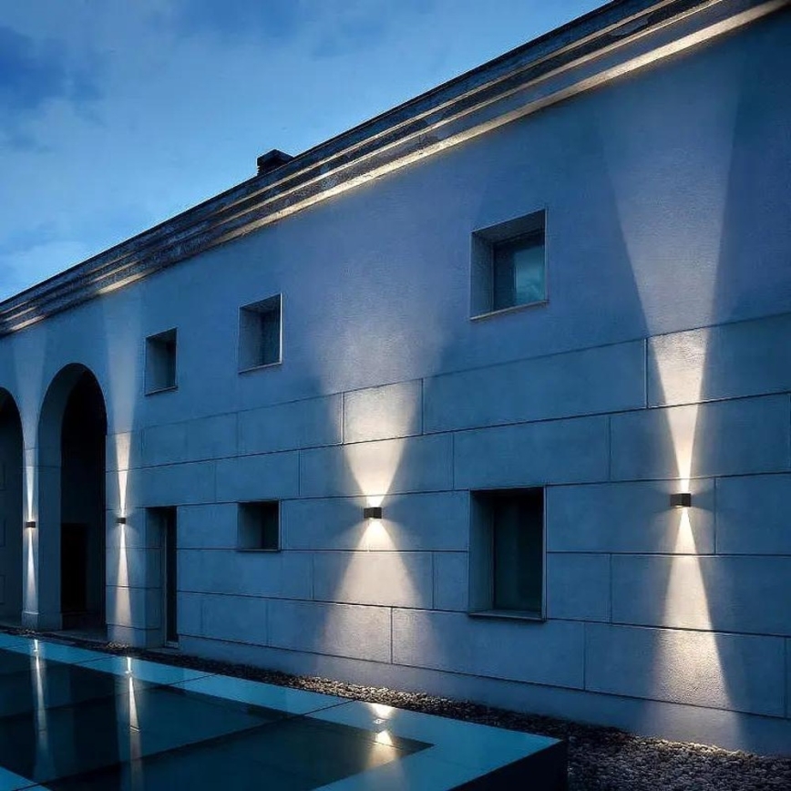 Brilagi - LED aurinkokäyttöinen seinävalaisin SOLAR CUBE LED/2W/3,2V 1300 mAh IP54