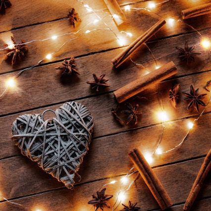 Brilagi - LED-jouluketju 100xLED/3xAA 10m lämpimänvalkoinen