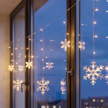 BRILAGI - LED-jouluverho 77xLED/3xAA/USB 3,8m lumihiutaleet lämmin valkoinen