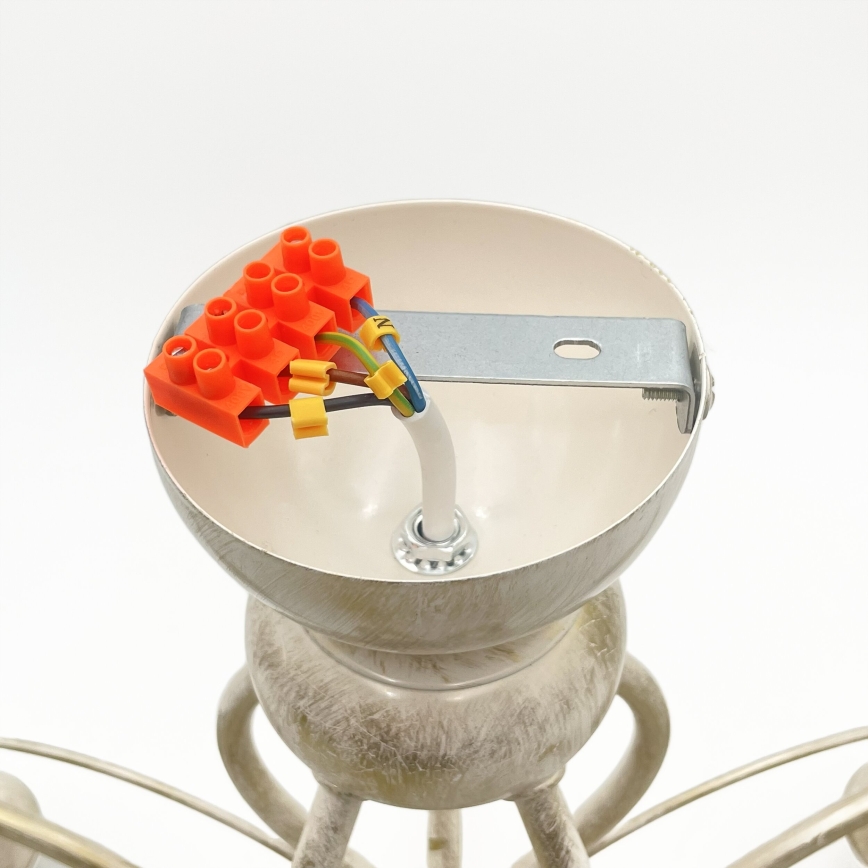 Brilagi - LED-pintakiinnitteinen kattokruunu ANTICO 5xE27/60W/230V 3000K valkoinen patina