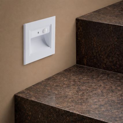 Brilagi - LED-porrasvalo anturilla STEP LIGHT LED/1,5W/230V IP44 valkoinen