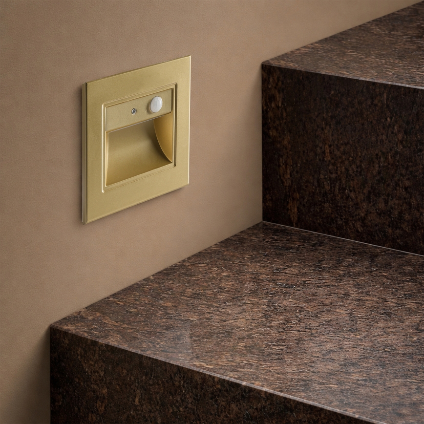 Brilagi - LED-porrasvalo tunnistimella STEP LIGHT LED/1,5W/230V IP44 kultainen