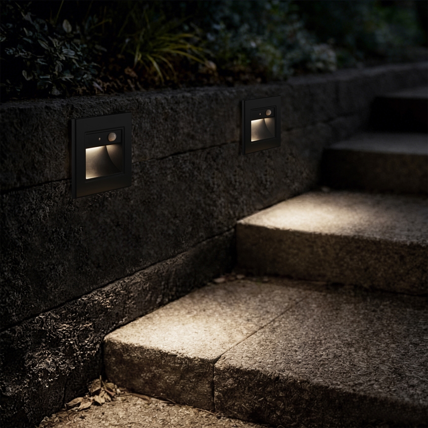 Brilagi - STEP LIGHT LED-porrasvalaisin anturilla LED/1,5W/230V IP44 musta