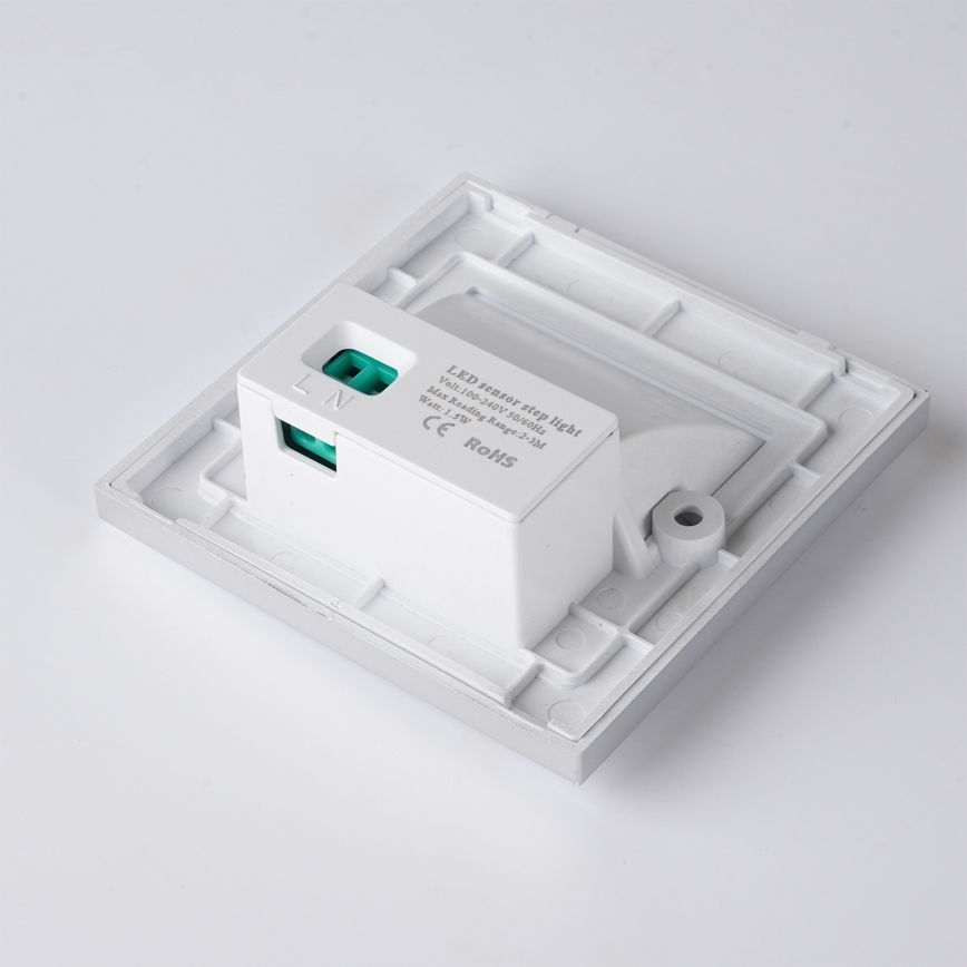 Brilagi - LED-porrasvalaisin anturilla STEP LIGHT LED/1,5W/230V IP44 hopea