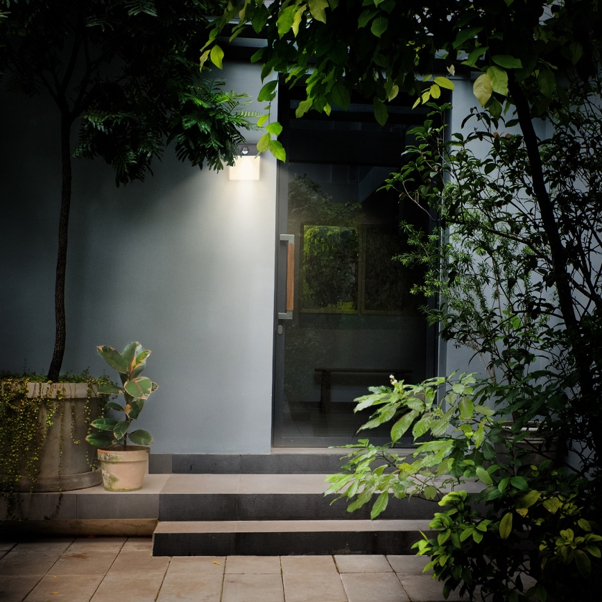 Brilagi - LED-ulkovaloseinävalaisin liiketunnistimella TERNI LED/12W/230V antrasiitti IP44