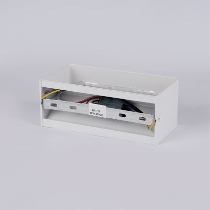 Brilagi - LED-ulkoseinävalaisin DONNANI LED/7W/230V valkoinen IP44