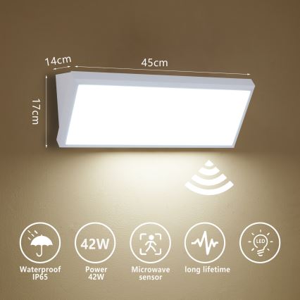 Brilagi - LED-seinävalaisin ulkokäyttöön liiketunnistimella TRIANGLE LED/42W/230V 45 cm valkoinen IP65