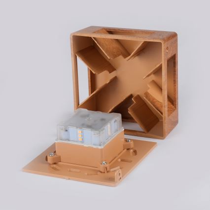 Brilagi - QUADRAY LED/6W/230V ulkoseinävalaisin, puukuvioitu, IP54