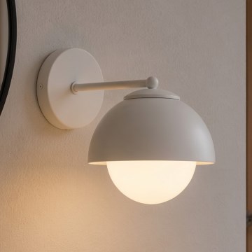 BRILAGI - Seinävalaisin COSMO 1xE27/60W/230V valkoinen/kultainen