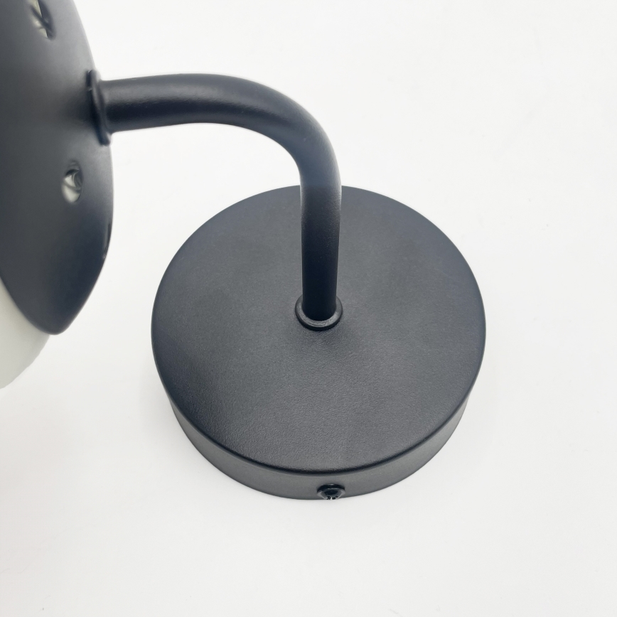 Brilagi - Seinävalaisin MALIVA 1xE14/15W/230V musta/valkoinen