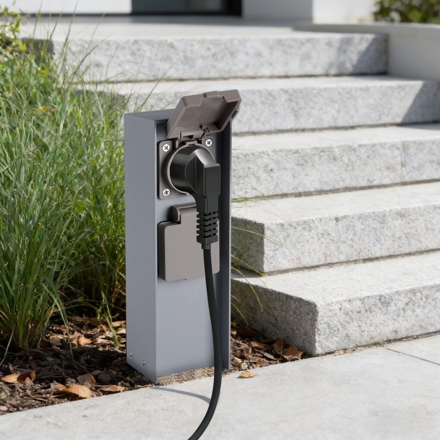 Brilagi - Ulkokäyttöinen pylväs-pistorasia PILLAR 2Z SCHUKO 230V IP44 hopea