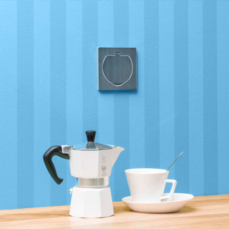 Brilagi - Ulkotila sisäänrakennettu lattia pistoke IP55 mattakromi neliö