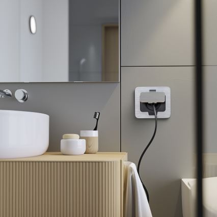 Brilagi - Ulkotila sisäänrakennettu lattia pistoke IP55 mattakromi suorakulmainen