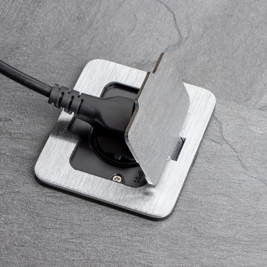 Brilagi - Ulkotila sisäänrakennettu lattia pistoke IP55 mattakromi suorakulmainen