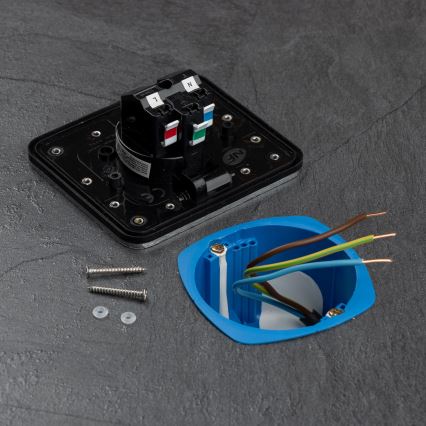 Brilagi - Ulkotila sisäänrakennettu lattia pistoke IP55 mattakromi suorakulmainen