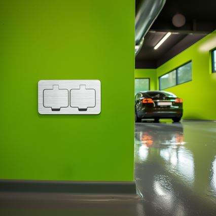 Brilagi - Ulkotila sisäänrakennettu lattia tuplapistoke IP55 mattakromi suorakulmainen