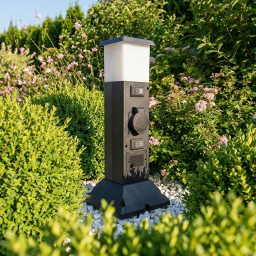 Brilagi - Ulkovalaisin, jossa 2 SCHUKO-pistorasiaa, 1xE14/15W/230V, IP44, musta