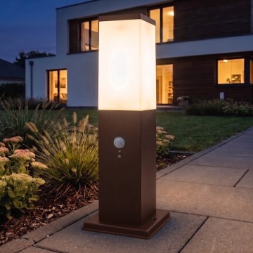 Brilagi - Ulkovalaisin liiketunnistimella NOVA 1xE27/15W/230V 40 cm IP44 ruskea