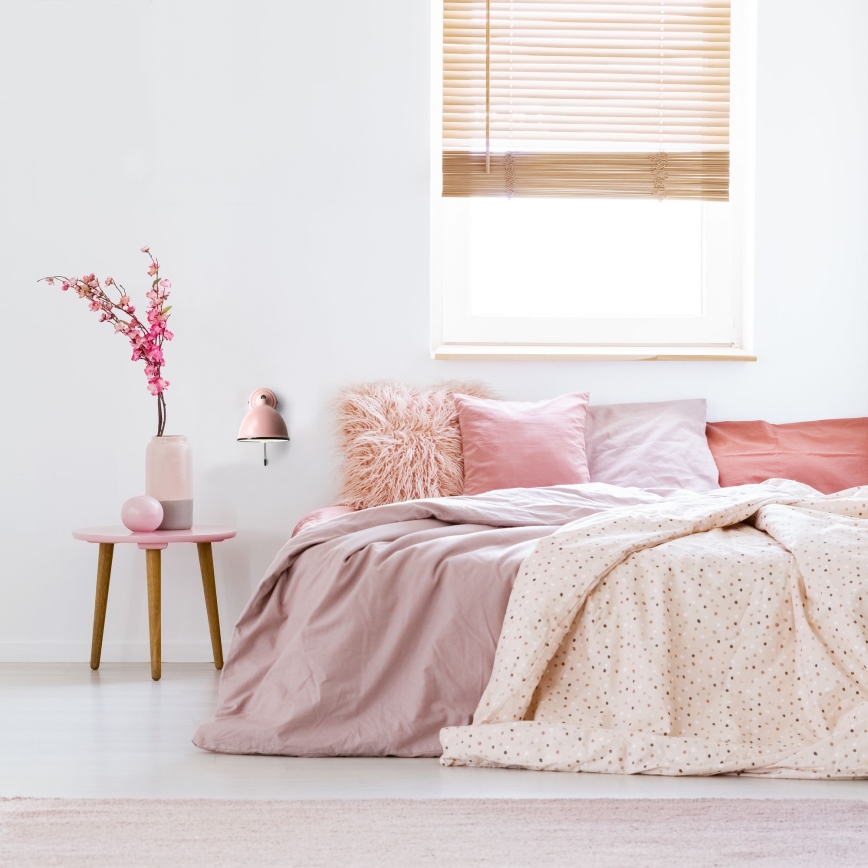 Brilliant - Seinäkohdevalo TELIO 1xE14/28W/230V vaaleanpunainen