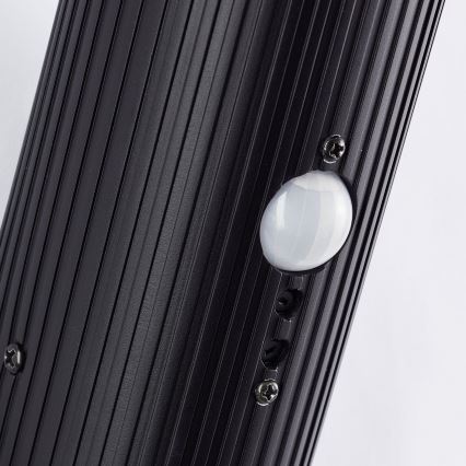 Brilliant - Ulkovalo anturilla KALEO 1xE27/10W/230V IP44 musta