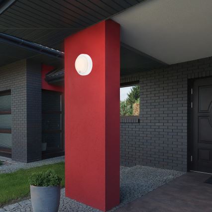 Brilo - ladattava LED-ulkovalaisin seinälle anturilla LED/4W/5V 4400 mAh IP44 valkoinen