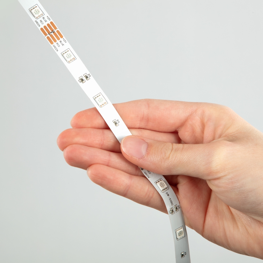 Brilo - LED RGB Himmennettävä nauha 11,5m LED/24W/230V + kauko-ohjaus