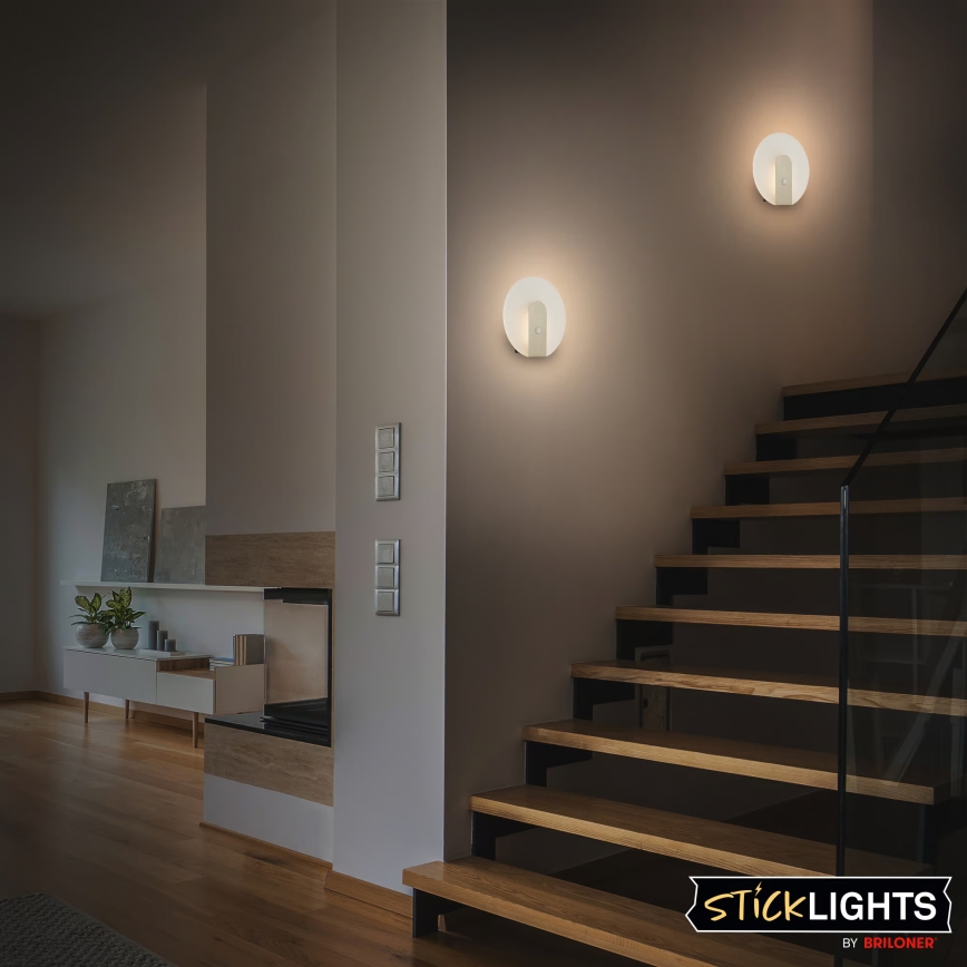 Briloner 3889012 - ladattava LED-seinävalaisin liiketunnistimella ja hämäräkytkimellä TARO LED/2,5W/5V 1800 mAh mattakromi