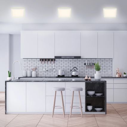 Briloner 7362-016 - LED-kattovalaisin CADRE LED/18W/230V 29,6x29,6 cm valkoinen