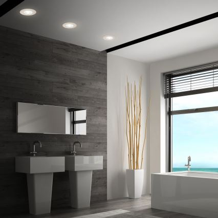 Briloner 7605032 - Setti 3 kpl LED-uppovalaisimia kylpyhuoneeseen, 4,9 W, 230 V, 2700/4000/6500 K, IP44, mattakromi