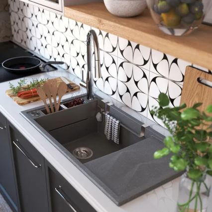 Deante BDH_072M - Tiskihana ulosvedettävällä ruiskulla LUKRECJA kiiltävä kromi