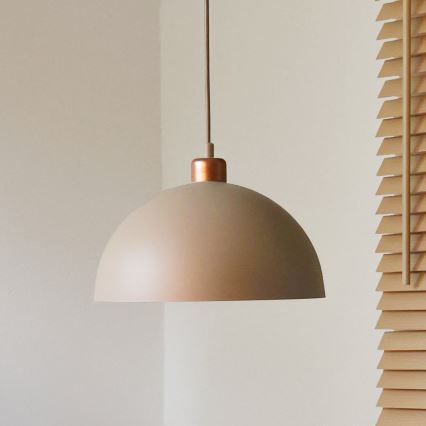 Duolla - Riippuvalaisin johdolla IRONLINE 1xE27/15W/230V Ø 27 cm beige/kupari