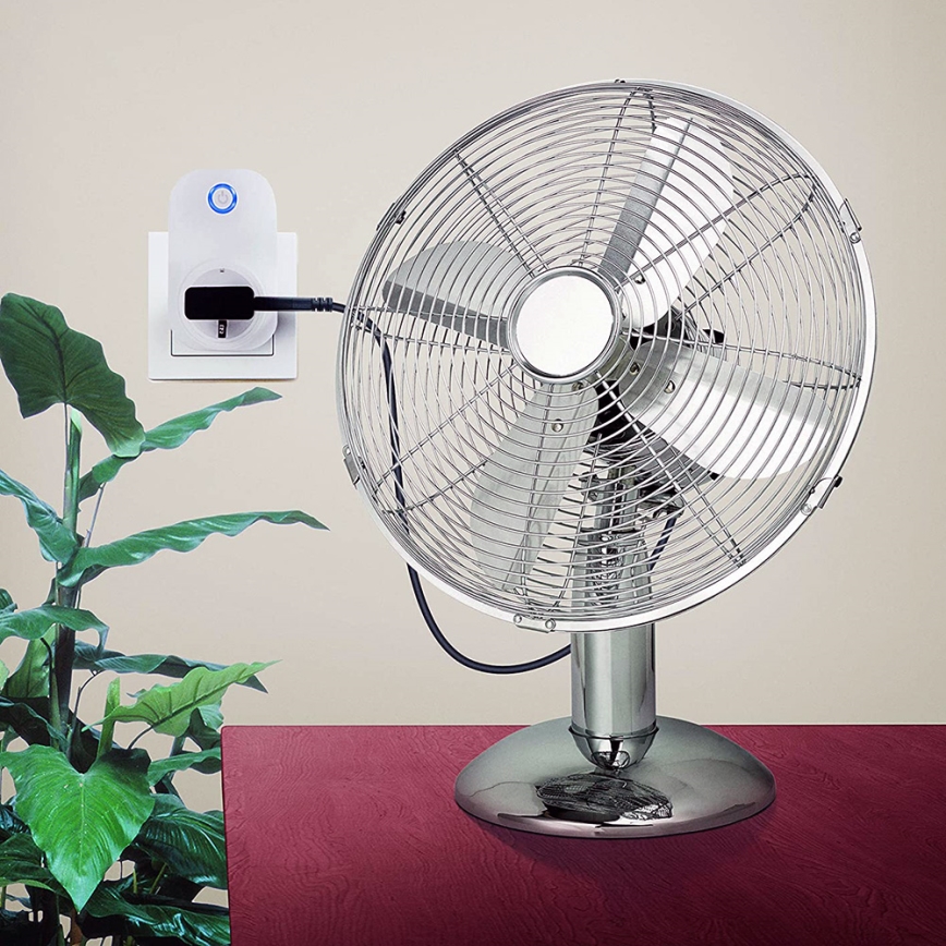 Eglo - Älykäs pistoke Connect pistoke PLUS 2300W SCHUKO Bluetooth