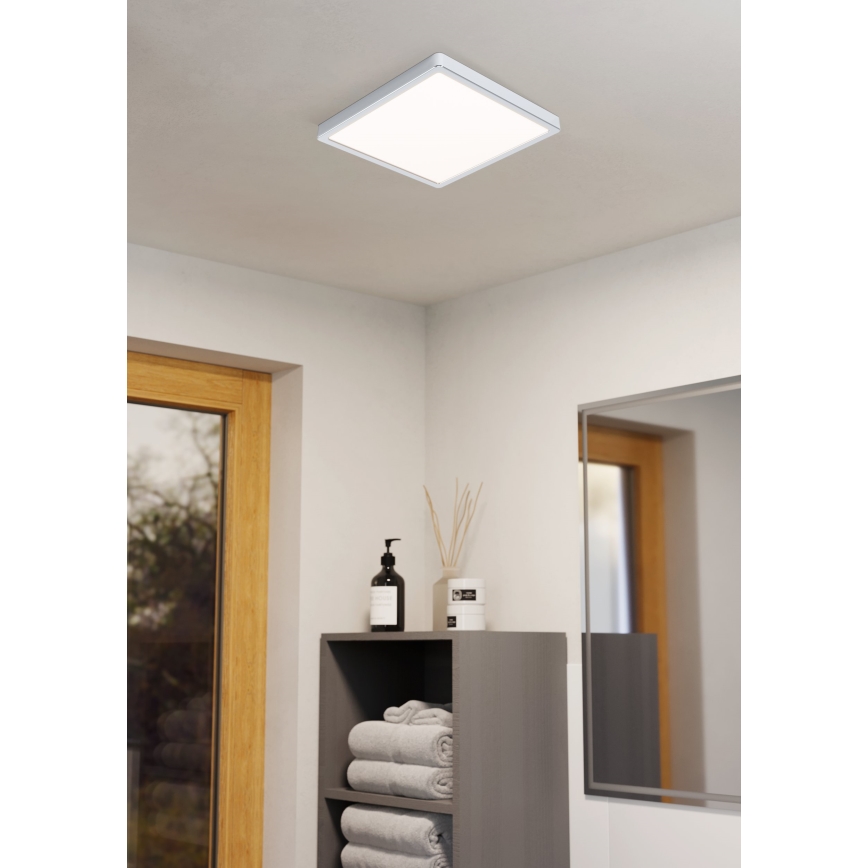 Eglo - LED-kylpyhuoneen kattovalaisin, 20 W, 230 V, IP44, 28,5 x 28,5 cm