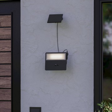Eglo - LED-aurinkokennolla varustettu seinävalaisin liiketunnistimella LED/6,7W/3,7V 2400 mAh IP44 musta