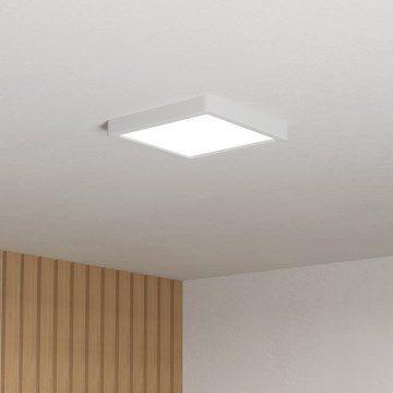 Eglo - LED-kattovalaisin kylpyhuoneeseen LED/10,5W/230V 2700/4000/6500K 22x22 cm IP44 valkoinen