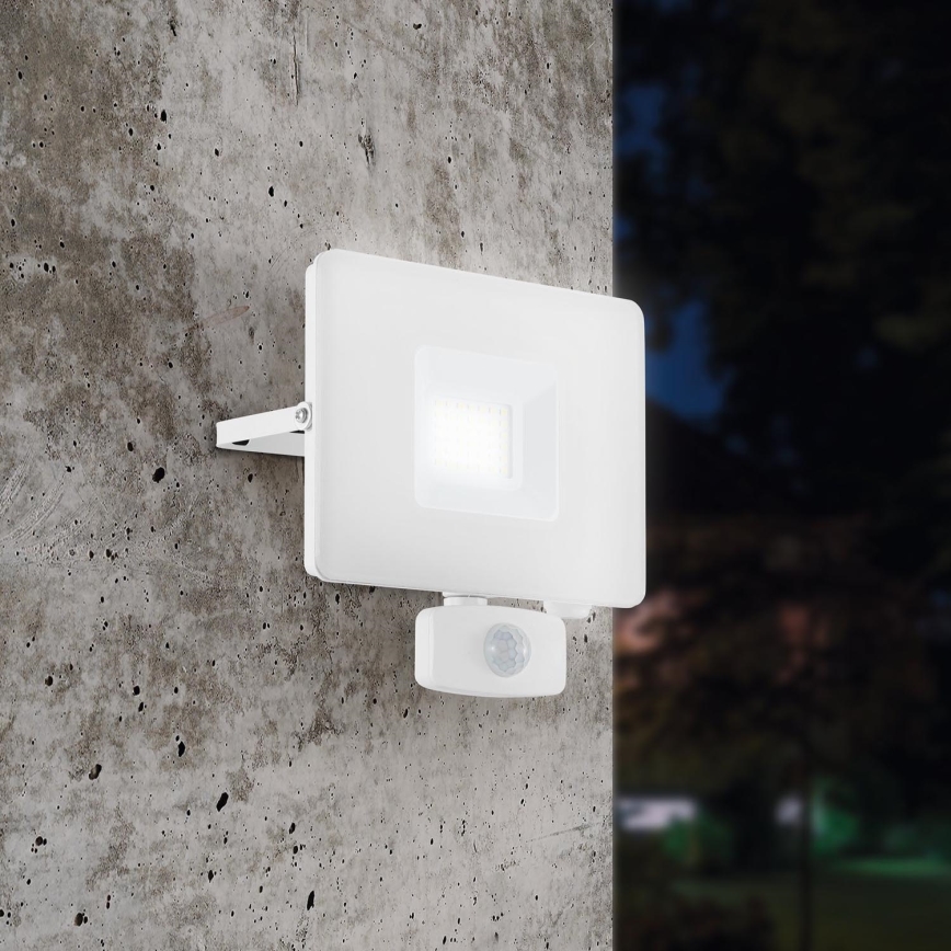 Eglo - LED-valonheitin liiketunnistimella LED/30W/230V IP44